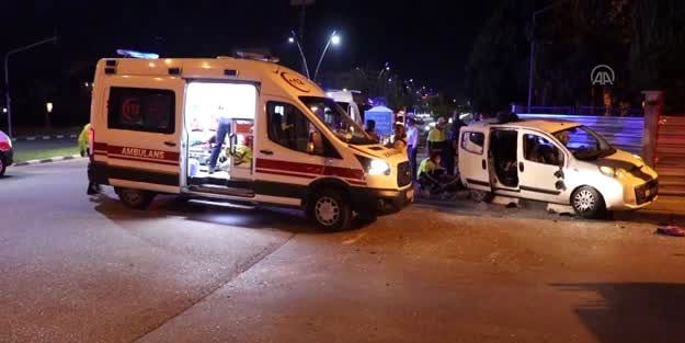 Manisa'da feci kaza: 7 yaralı
