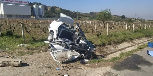 Manisa'da feci kaza! Ölüler var