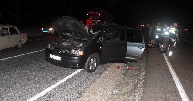 Manisa'da gurbetçi aile kaza yaptı: 1 ölü, 4 yaralı
