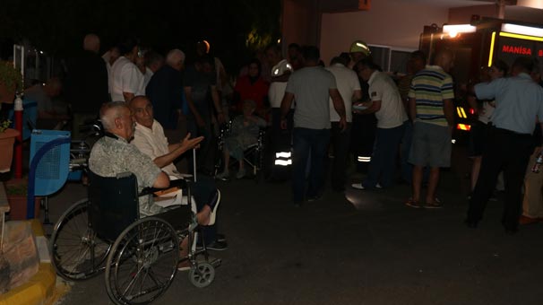 Manisa’da huzurevinde yangın korkusu