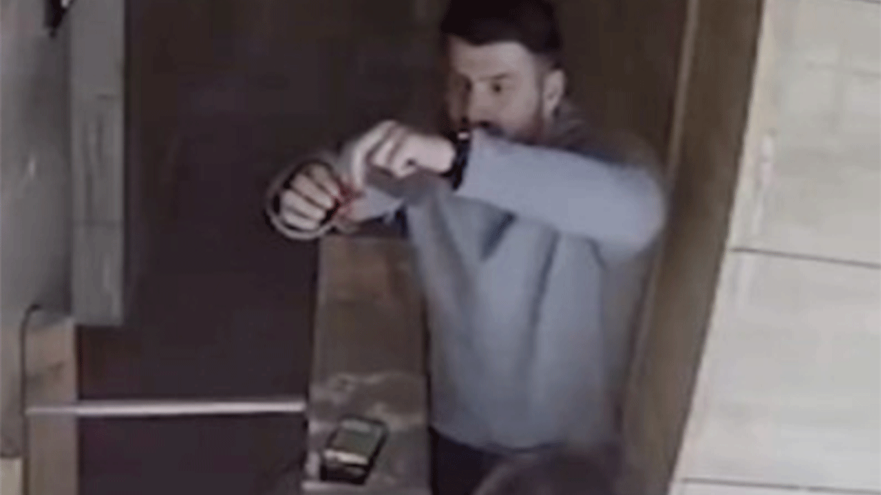 Manisa'da kafe sahibinden alkışlanacak hareket!