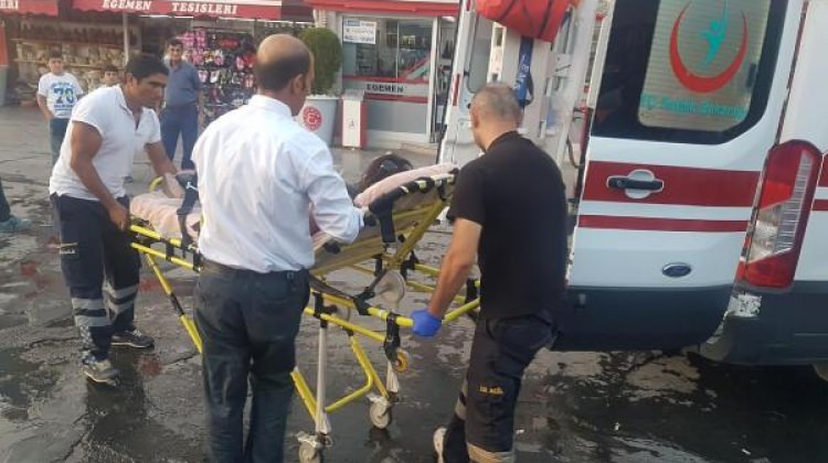 Manisa'da kayınpeder gelinini bıçakladı