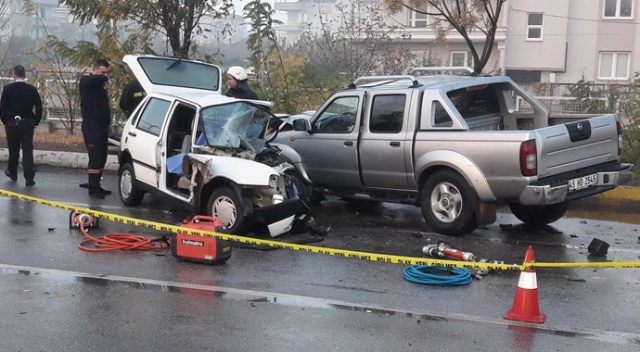 Manisa'da korkunç kaza, 1 ölü 2 de yaralı var