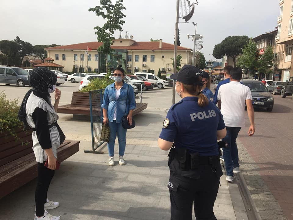 Manisa’da maske takmayan 244 kişiye ceza 