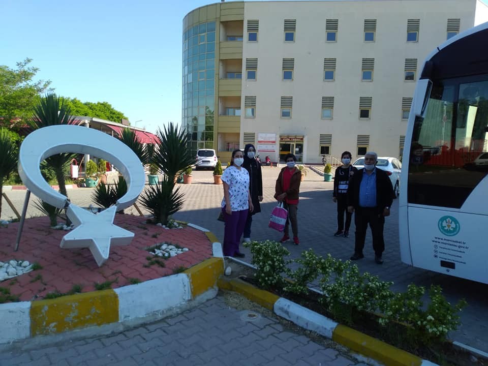 Manisa’da sağlık çalışanlarına ücretsiz ulaşım hizmeti 