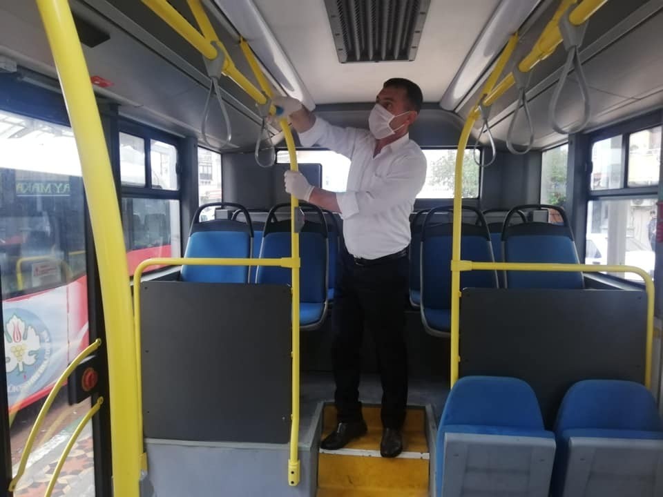 Manisa’da toplu ulaşım araçlarına temizlik 