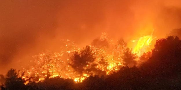 Manisa'daki orman yangını 80'inci saatinde devam ediyor