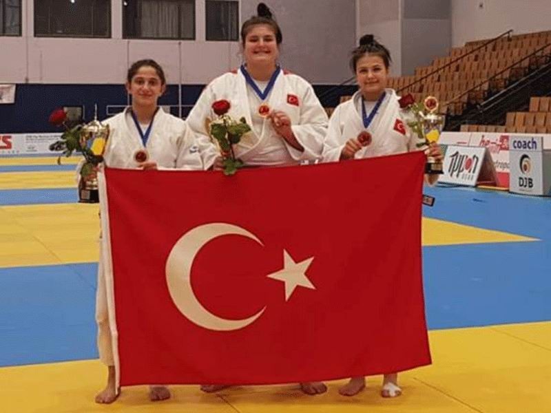 Manisalı judocu Hilal Öztürk, Avrupa şampiyonu oldu 