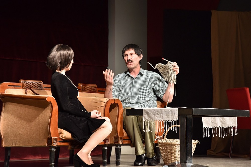 Manisalıları güldüren tiyatro 