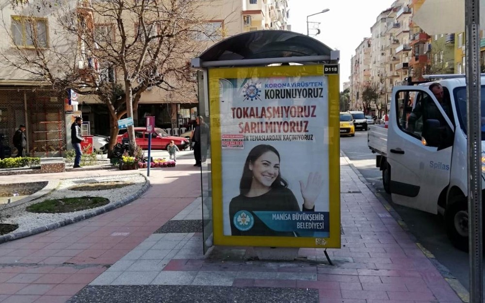 Manisa’nın her yeri korona virüs bilgilendirmeleriyle donatıldı 