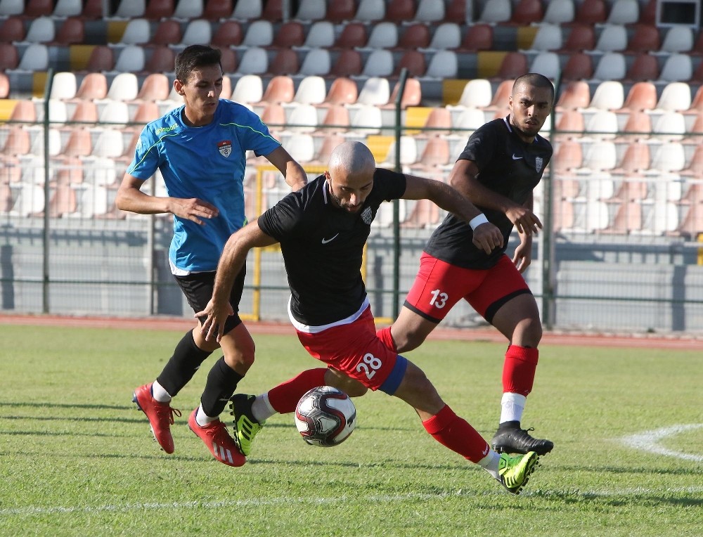 Manisaspor hazırlık maçında Somaspor’a 4-1 yenildi 