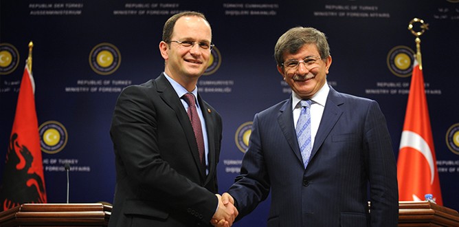 Dinleme ihaneti titizlikle inceleniyor