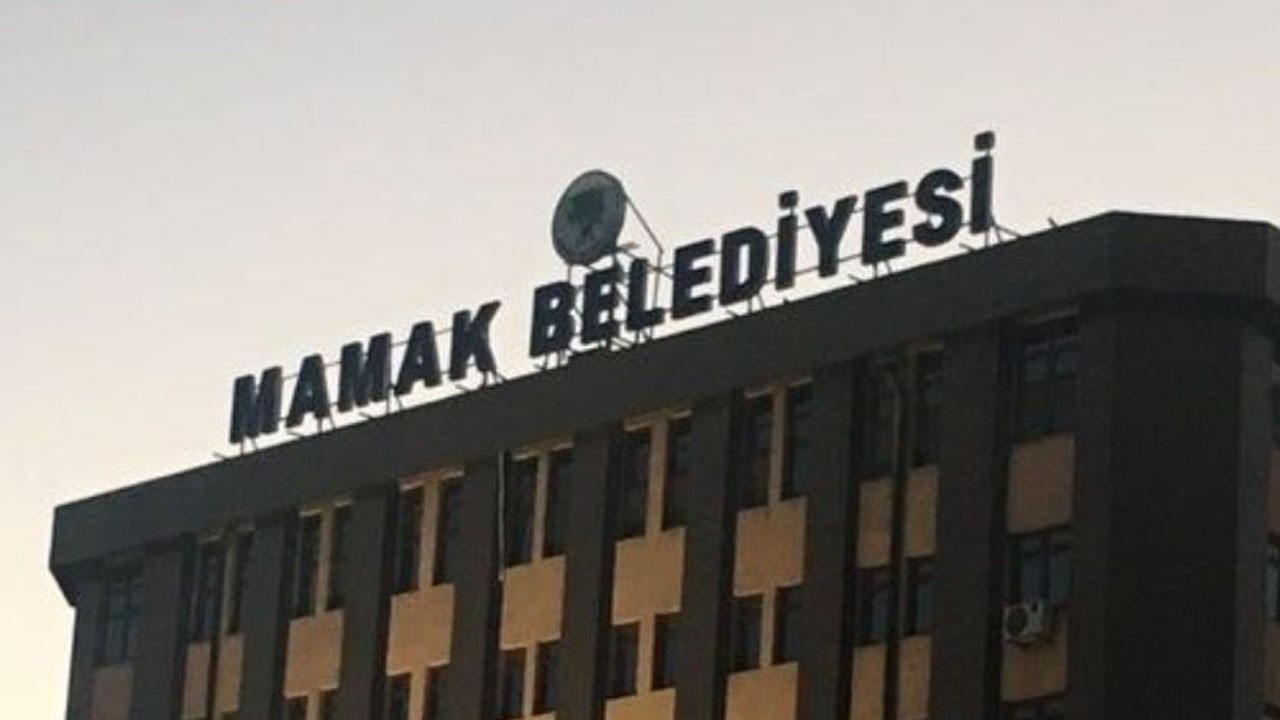 Mansur Yavaş uyuyor: CHP'li kadın: Atatürk'ün partisinin içine s.çmışsınız dedi!