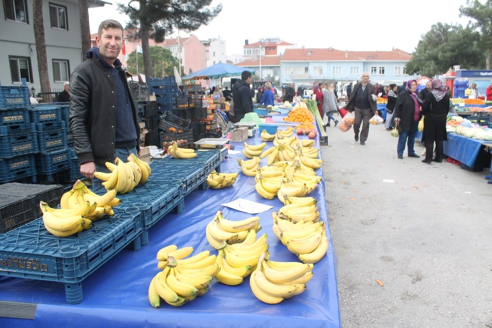 Manyas’ta pazar yeri eski yerinde kurulacak 