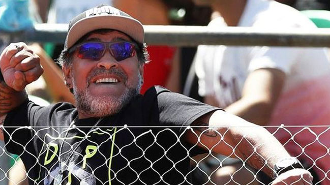 Maradona'dan Napoli'ye destek