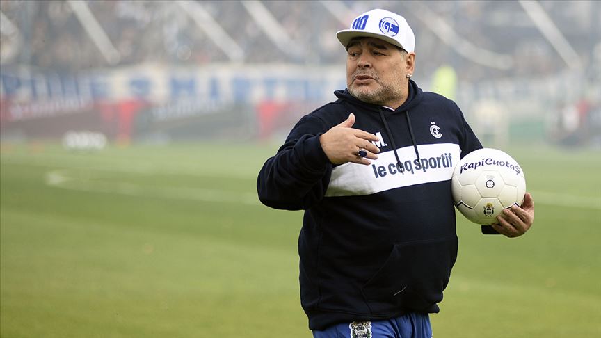 Maradona'nın Gimnasia serüveni 3 ay sürmedi