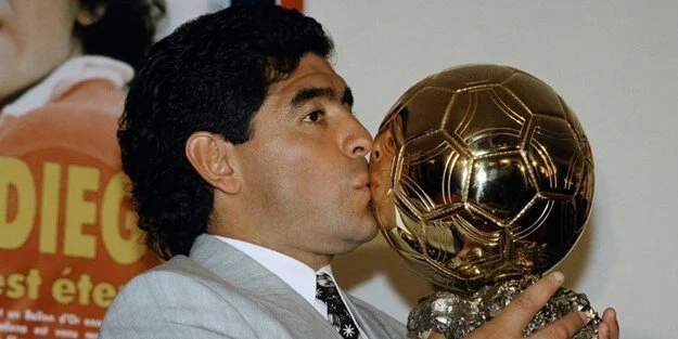 Maradona'nın ödülü satılıyor: 5 milyon dolar beklentisi