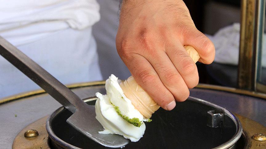 Maraş dondurmasının lezzeti sınırları aştı