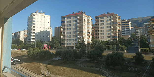 Maraş’ta deprem anı böyle kaydedildi