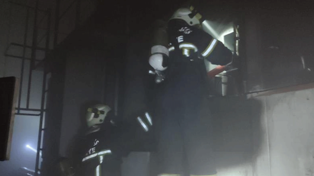 Maraş'ta fabrika yangını korkuttu