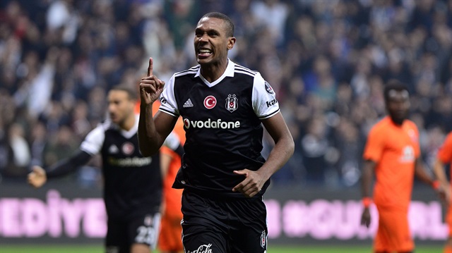 Marceloa'ya iki talip