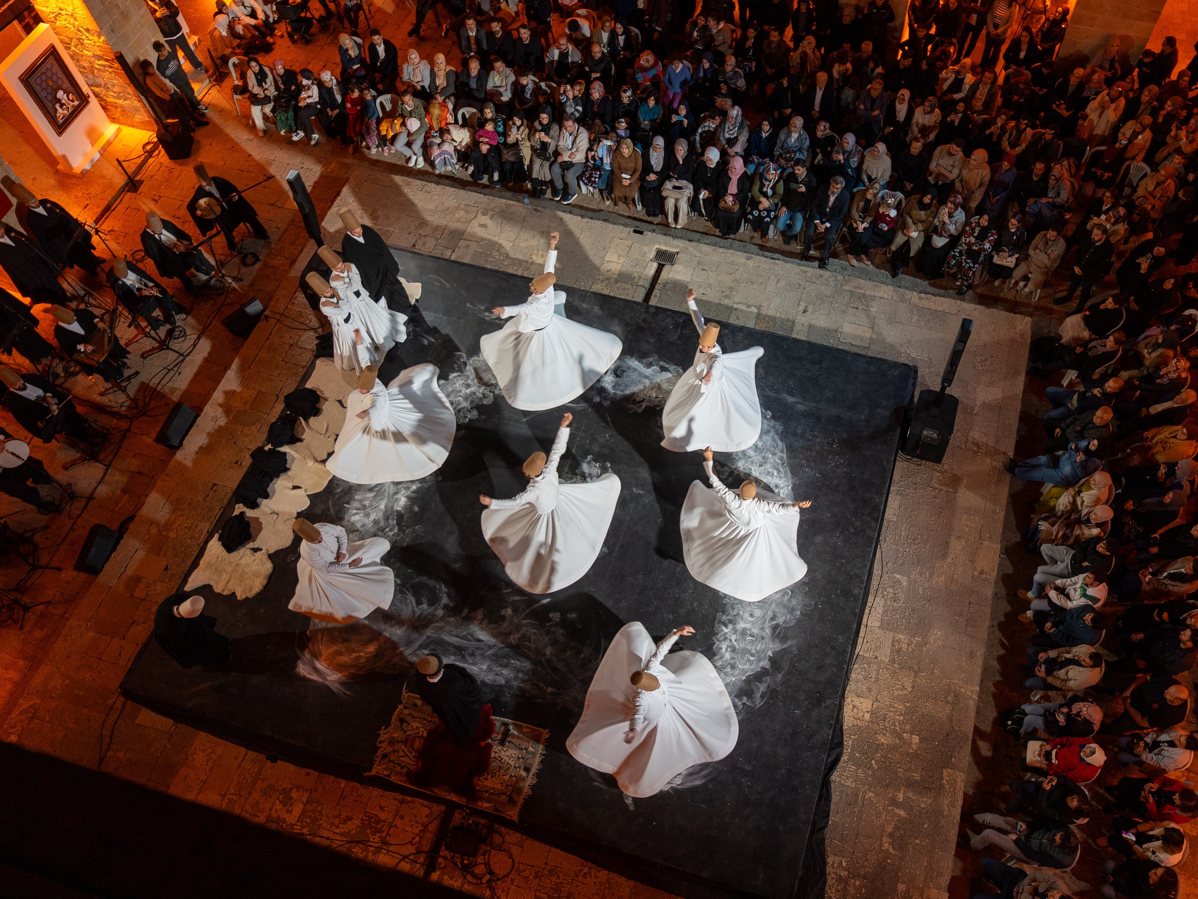 Mardin kültürle dolup taştı! Festivalde renkli anlar yaşandı