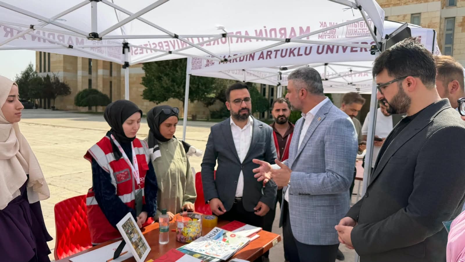 Mardin Önder Genç Topluluğu standına yoğun ilgi