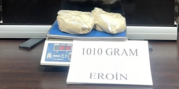 Mardin'de 1 kilogram uyuşturucu ele geçirildi