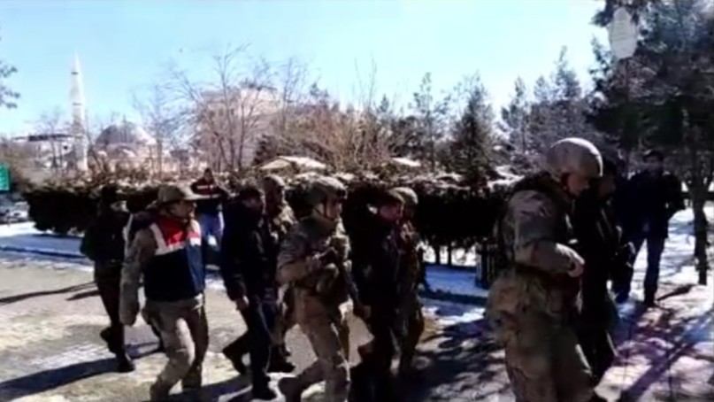 Mardin’de 4 kişi terör örgütü PYD üyeliğinden tutuklandı 