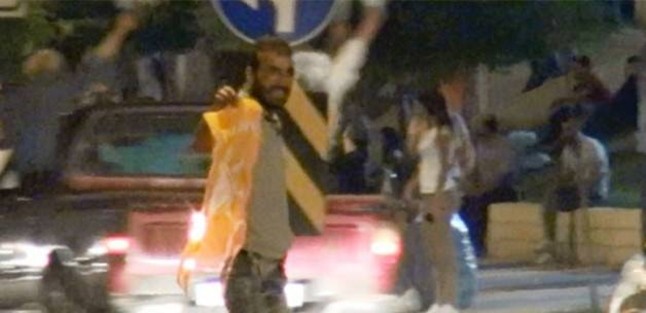 Mardin'de AK Parti bayrağına saldırı