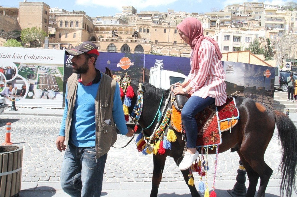 Mardin’de atlı turizm 