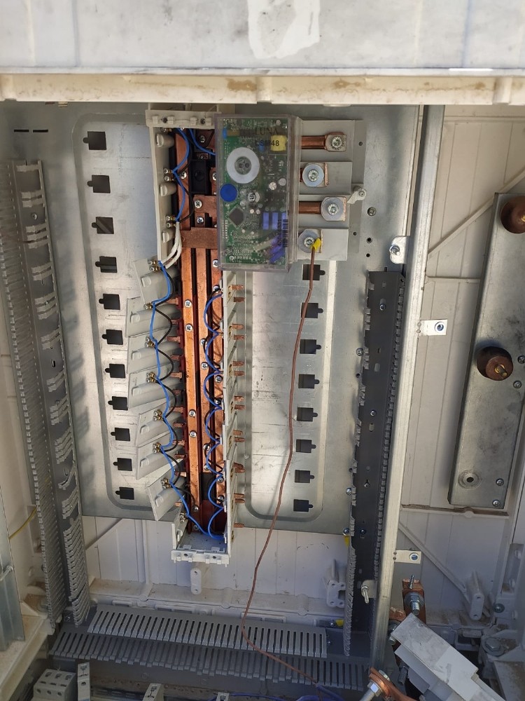 Mardin’de elektrik panosuna dadanan hırsızlar polisler tarafından yakalandı 