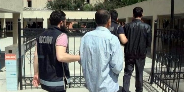 Mardin'de esrarengiz ev! Baba ve oğul tutuklandı