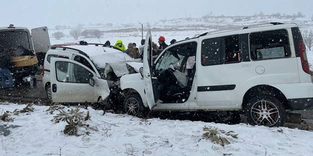 Mardin'de feci kaza: Ölüler ve yaralılar var