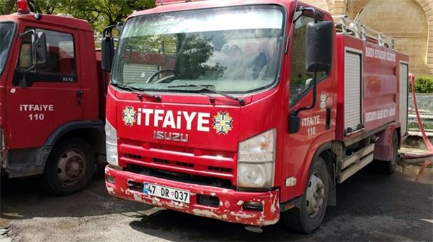 Mardin'de itfaiye ekibine teröristlerden saldırı