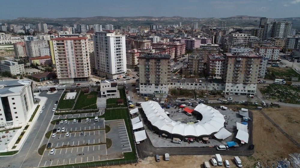 Mardin’de kapalı semt pazarı hizmete girdi 
