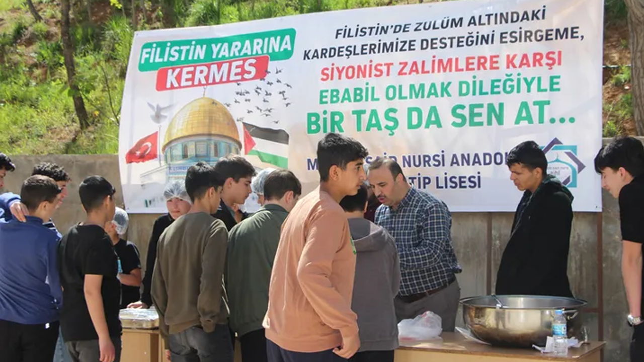Mardin’de lise öğrencilerinden Filistin yararına kermes!