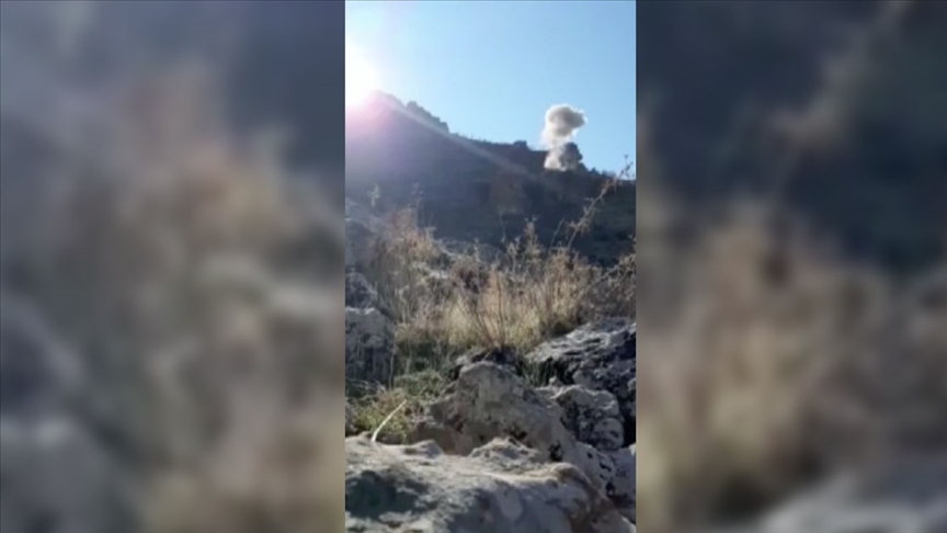 Mardin'de PKK'lı teröristlerin kullandığı 8 sığınak ve depo kullanılamaz hale getirildi