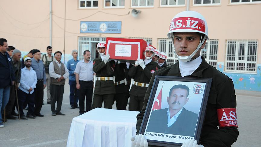 Mardin'de şehit olan emekli korucu son yolculuğuna uğurlandı