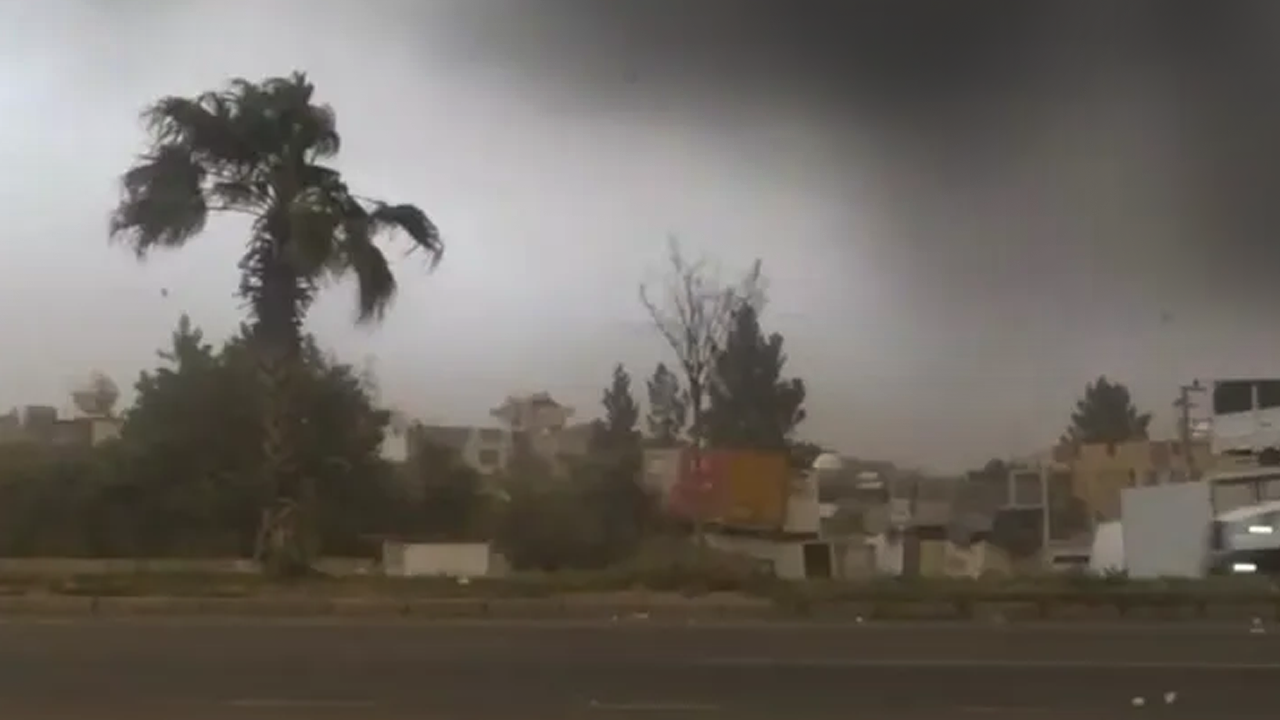 Mardin’de şiddetli fırtına etkili oldu