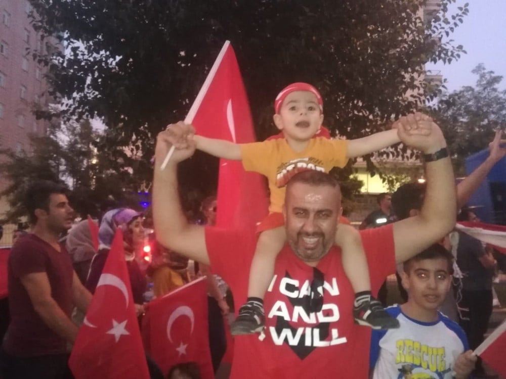 Mardin’de ’teröre lanet, analara destek’ yürüyüşü 