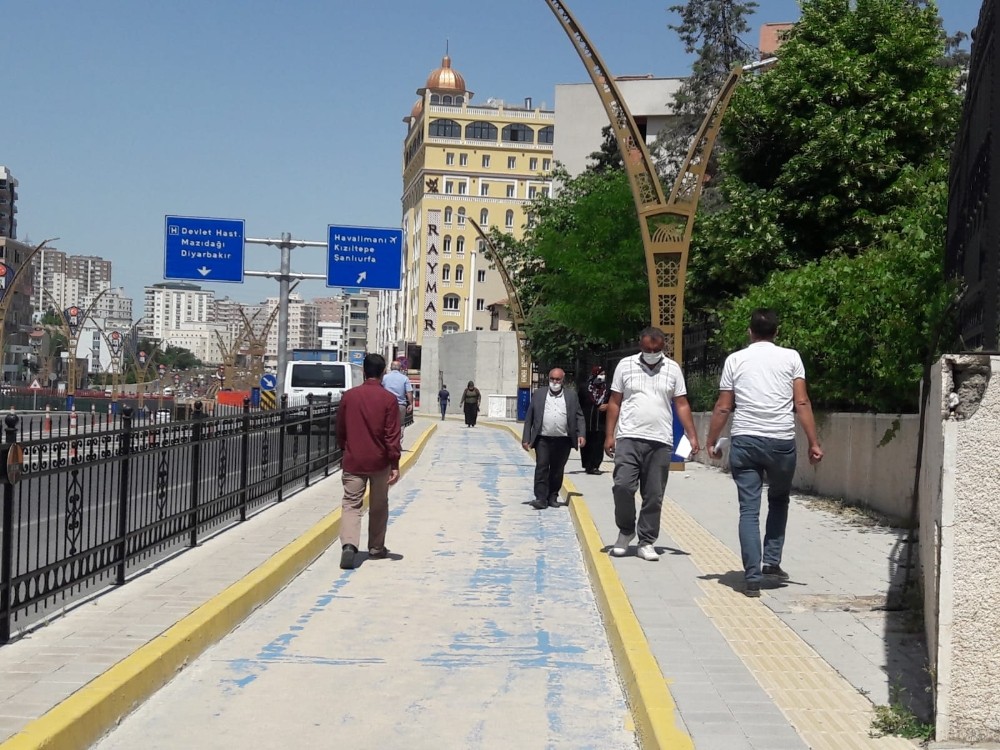 Mardin’de vatandaşlara maske takma zorunluluğu getirildi 