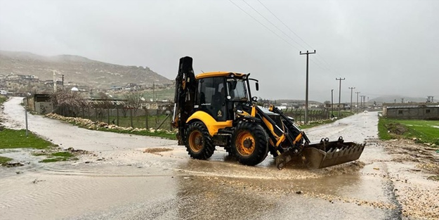 Mardin'de ‘yağmur’ mesaisi