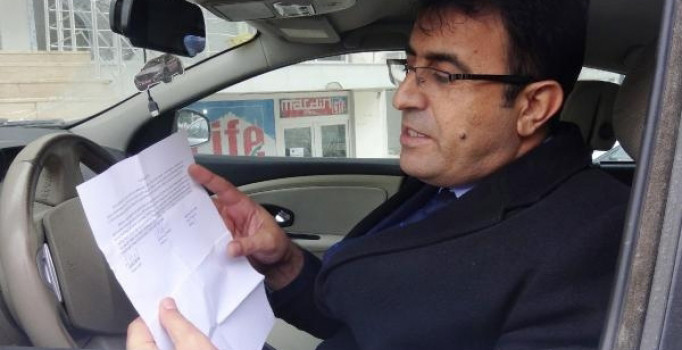 Mardin'de yaşayan sendika eğitmeninin plakası başına bela oldu
