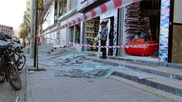 Mardin'deki patlamanın şiddeti gün ağarınca ortaya çıktı