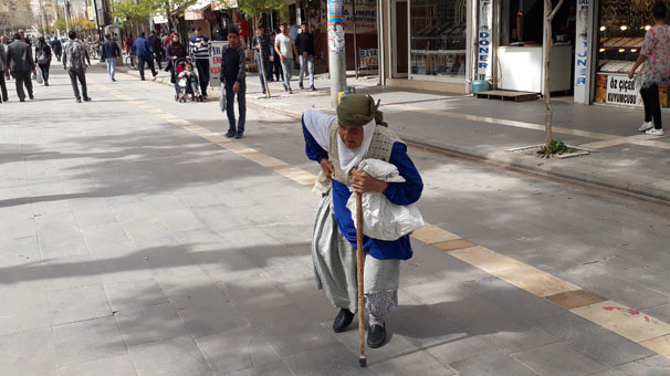Mardin'in Kızıltepe ilçesinde '‘insanlık ölmüş' dedirten görüntü