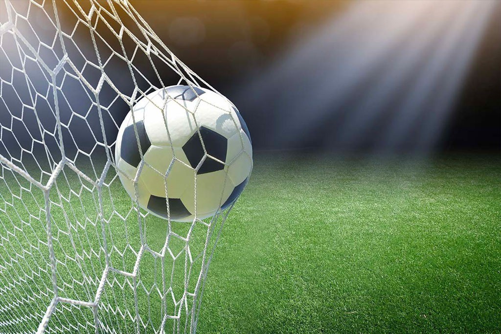 Mardinli gençlere 15 halı saha yaptırılıyor