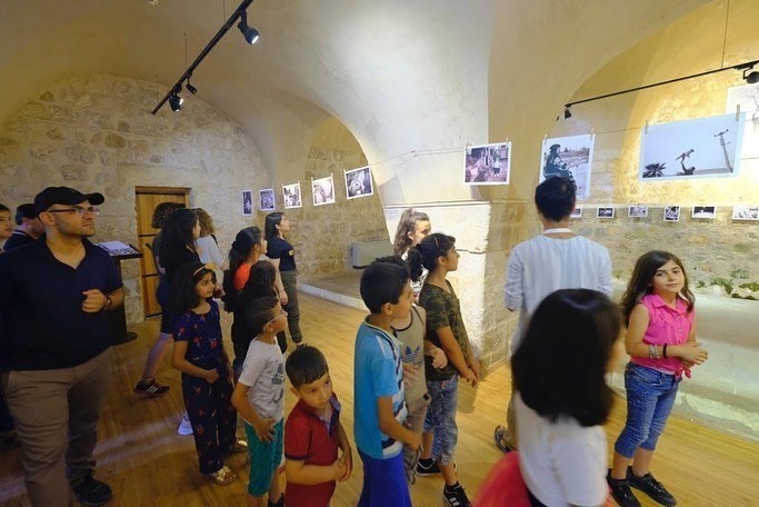 Mardinli ve Suriyeli çocuklardan resim sergisi 