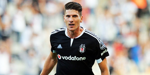 Mario Gomez 25 bin Euro verip uçak kiraladı