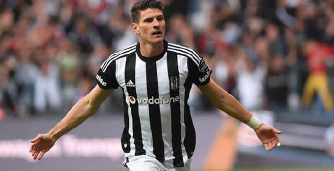 Mario Gomez iddiası Beşiktaşlıları heyecanlandırdı